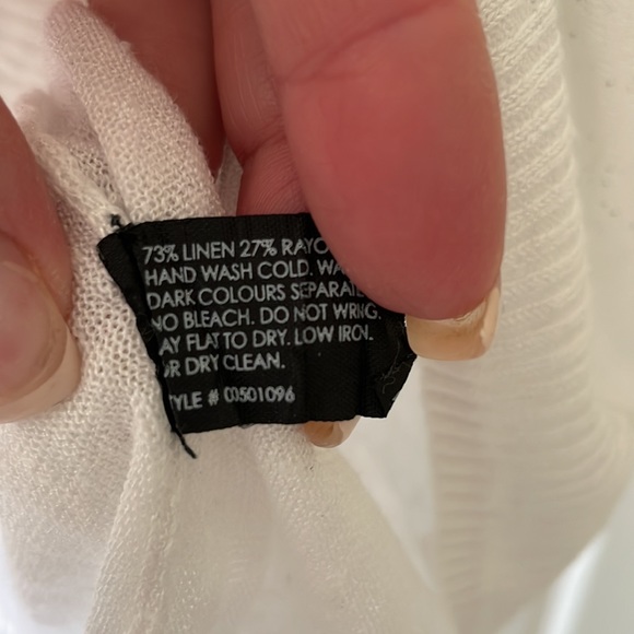 White and grey top Club Monaco - Picture 6 of 6